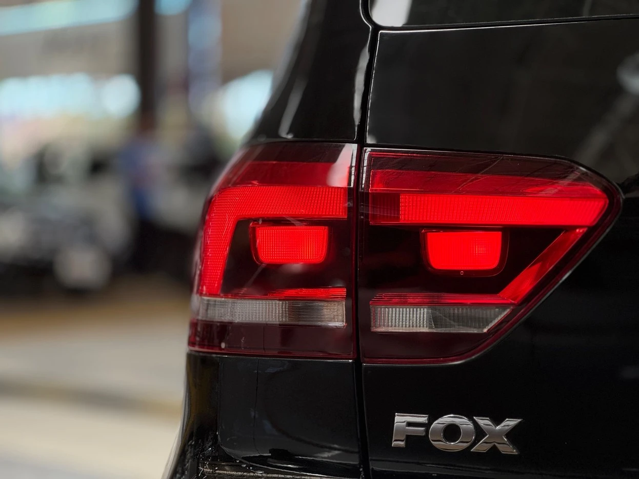 VOLKSWAGEN FOX