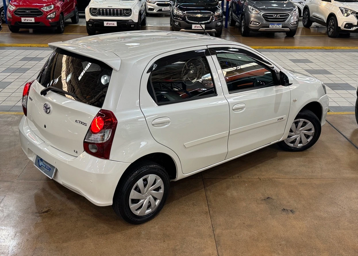 TOYOTA ETIOS