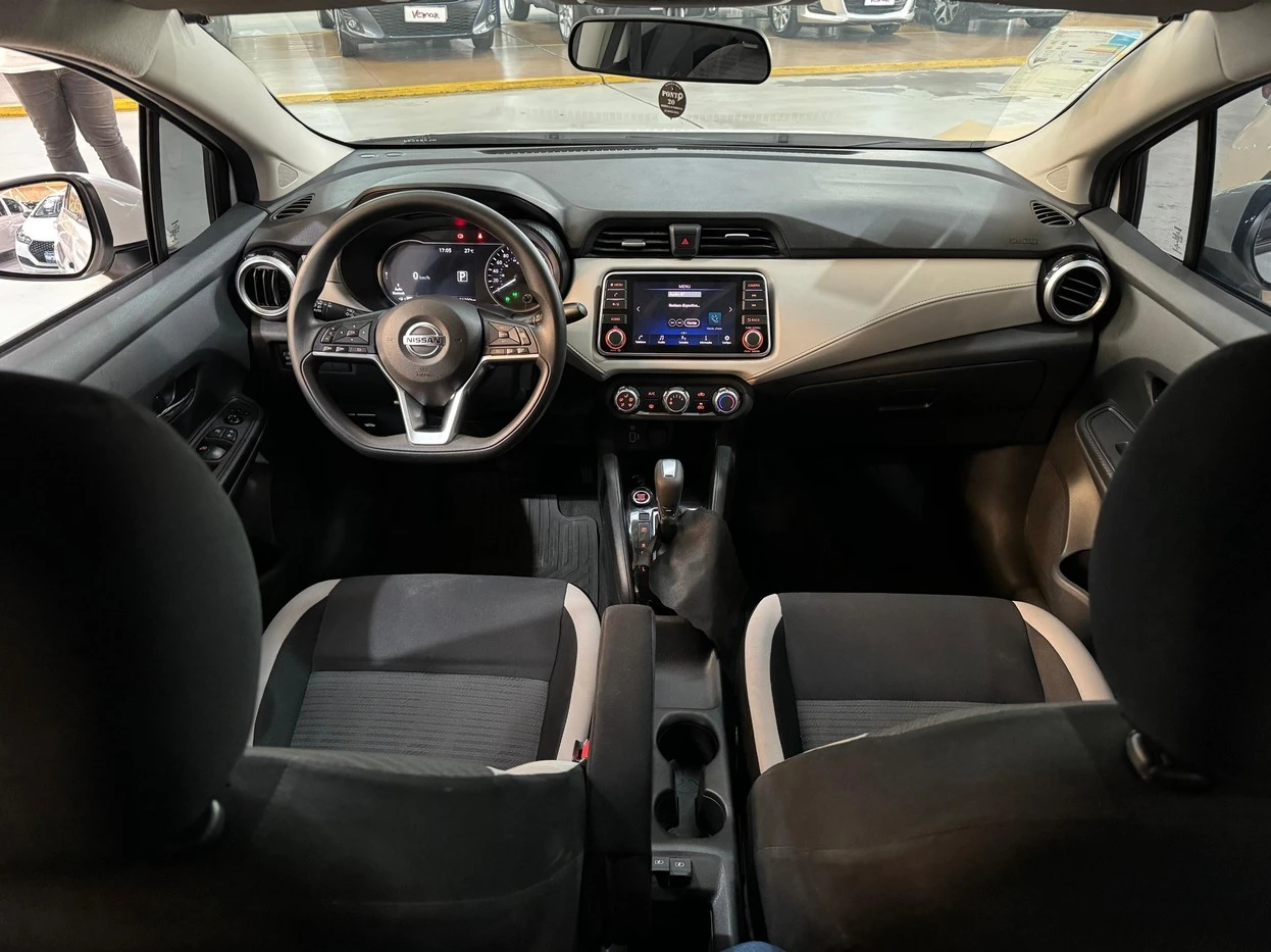 NISSAN VERSA
