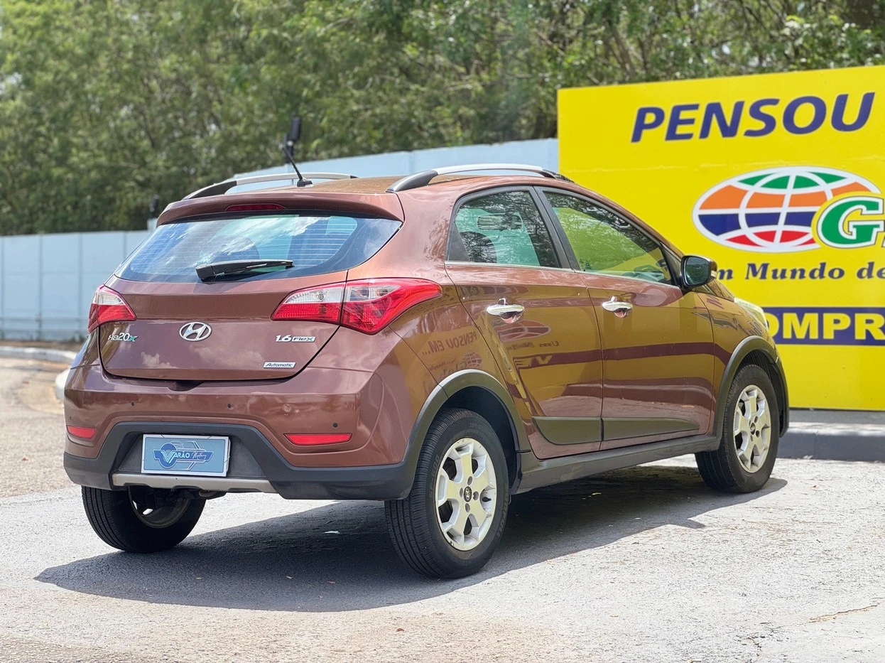 HYUNDAI HB20X
