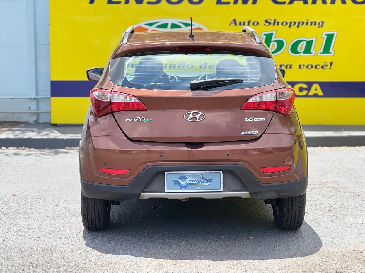 HYUNDAI HB20X
