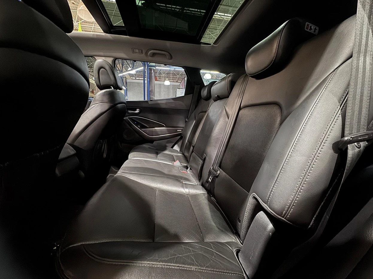 HYUNDAI GRAND SANTA FE