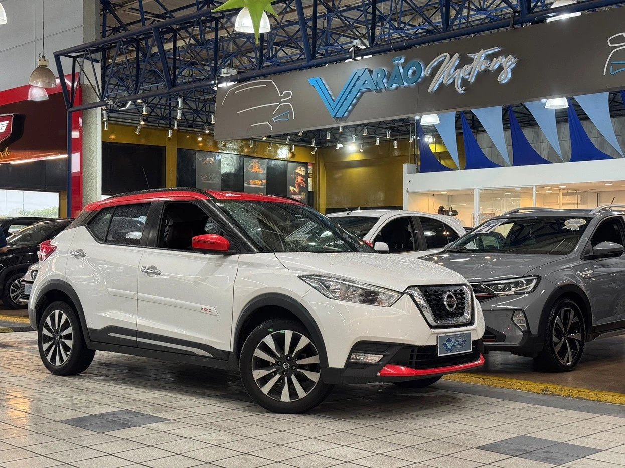 NISSAN KICKS