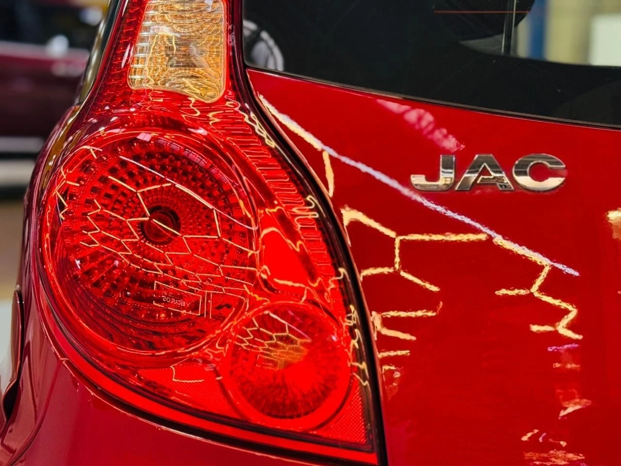 JAC J2