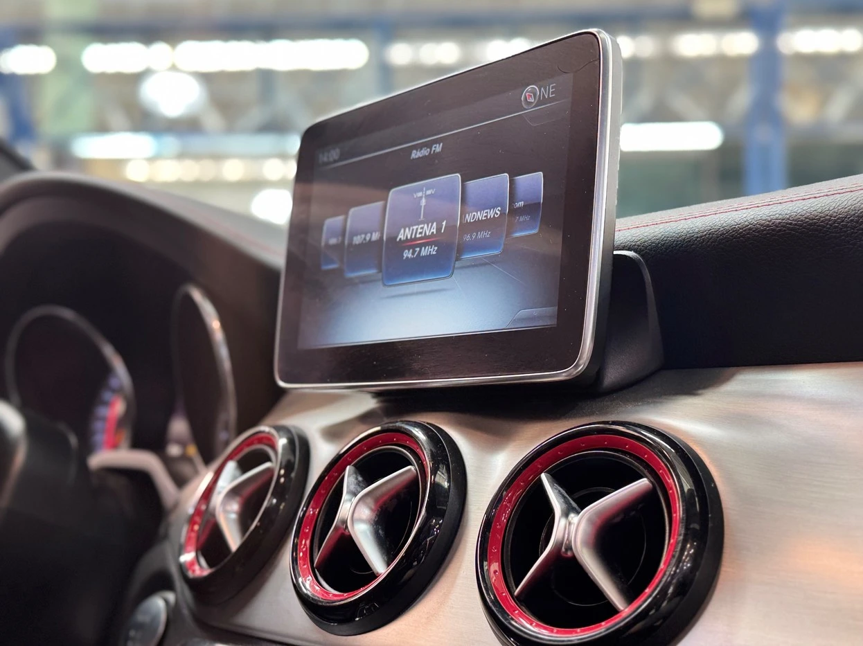 MERCEDES-BENZ CLA 45 AMG