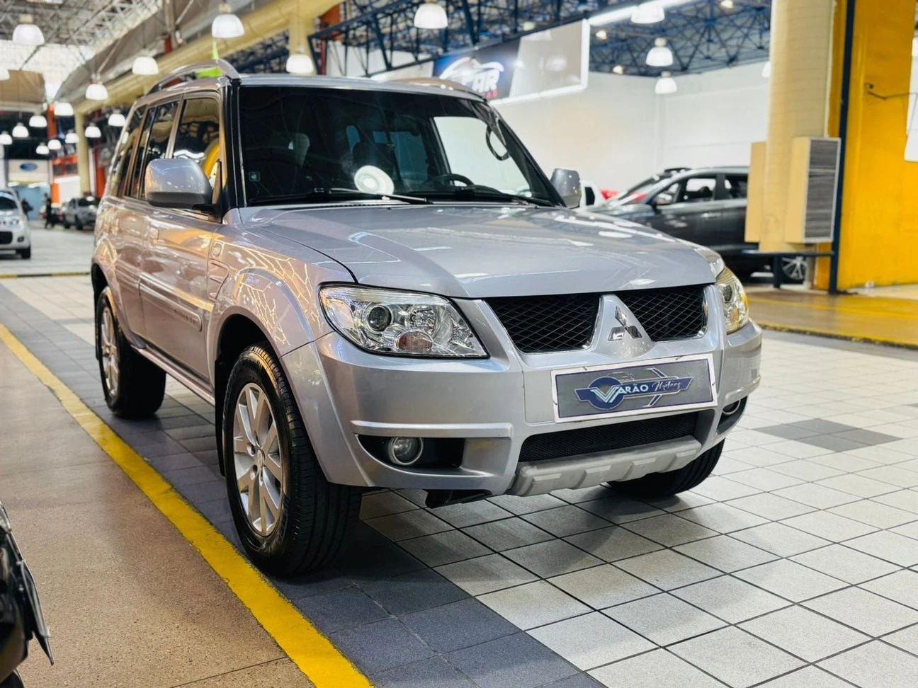 MITSUBISHI PAJERO TR4