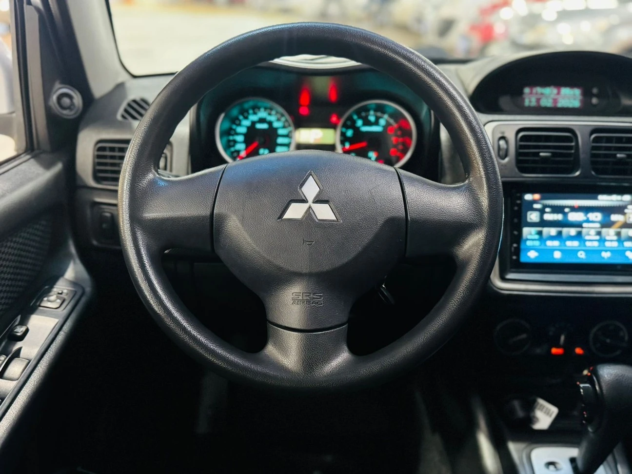 MITSUBISHI PAJERO TR4