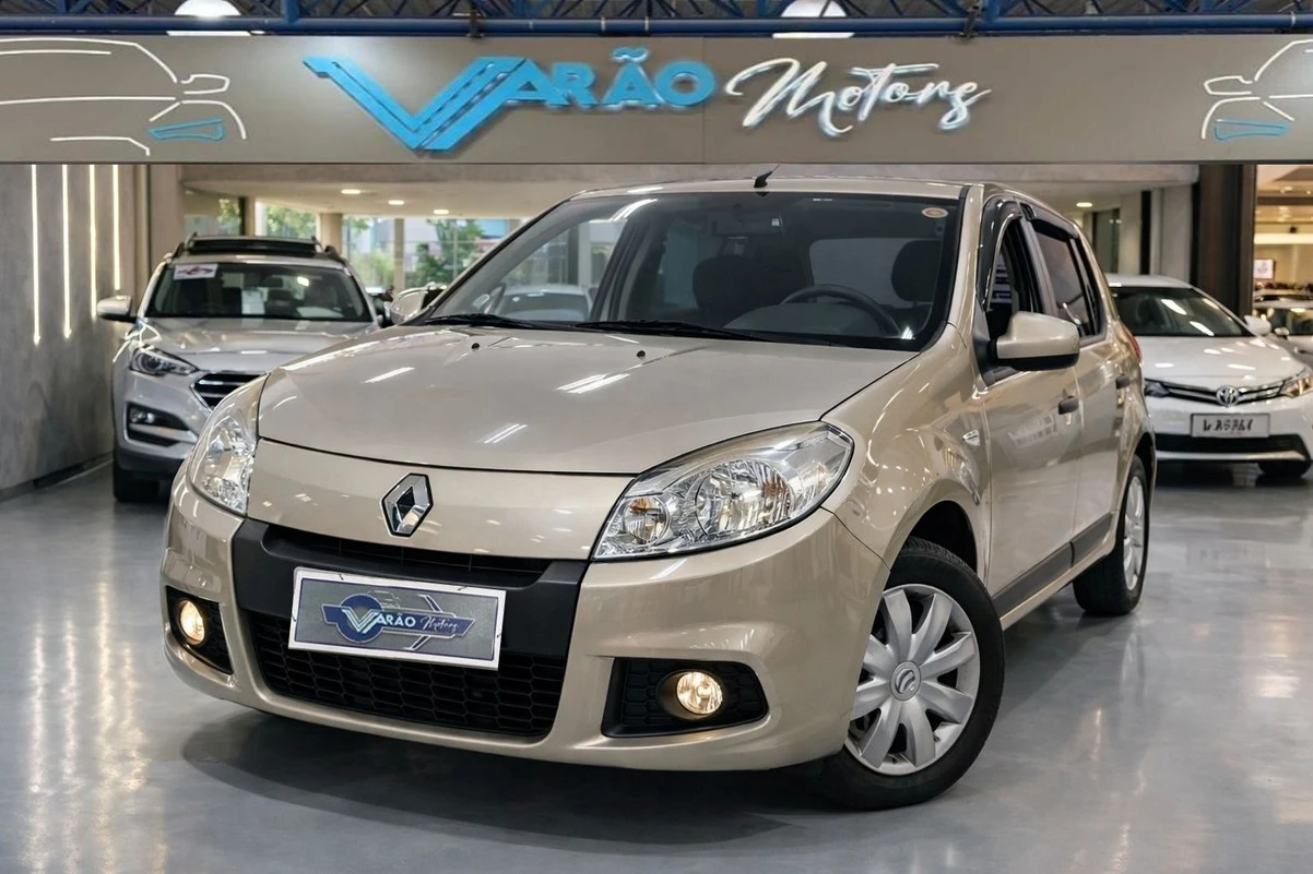 RENAULT SANDERO
