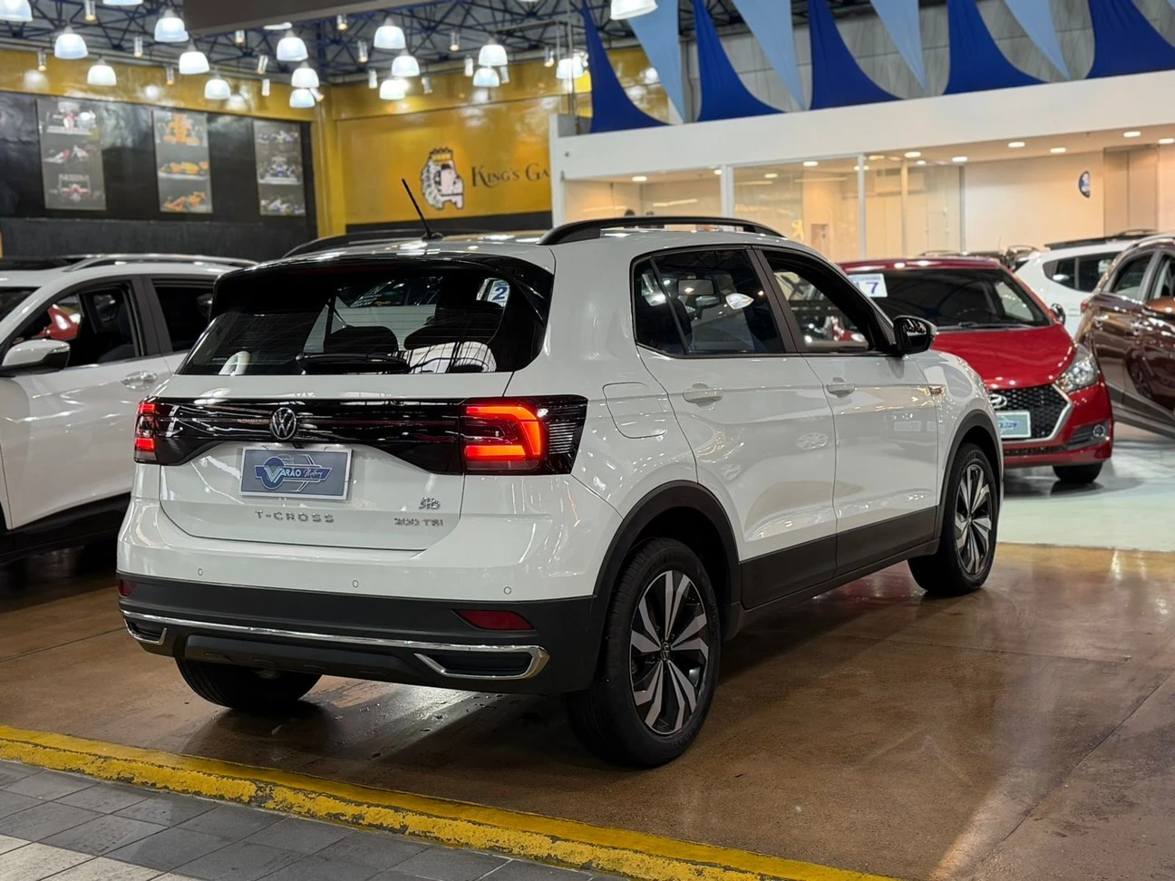 VOLKSWAGEN T-CROSS