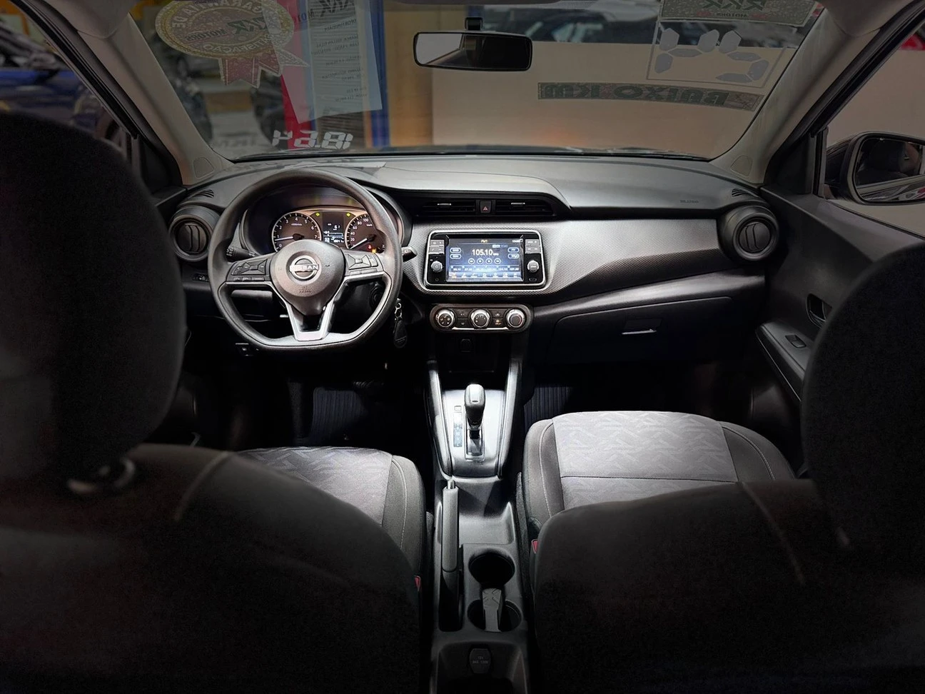 NISSAN KICKS
