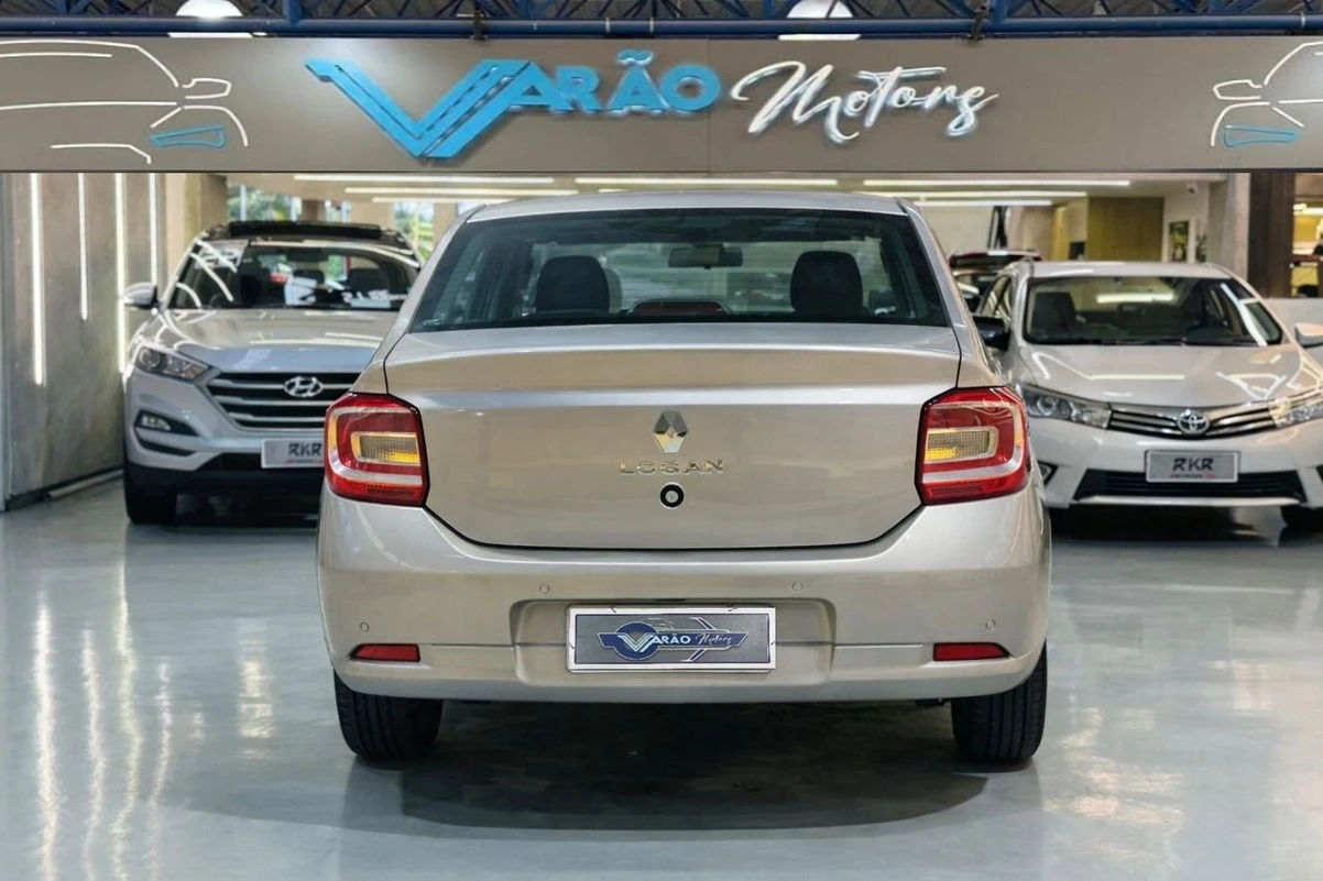 RENAULT LOGAN