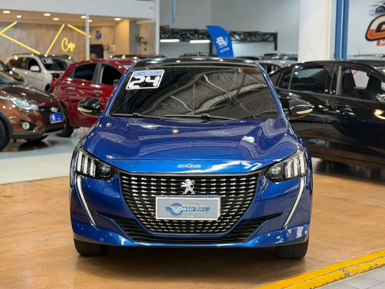 PEUGEOT 208
