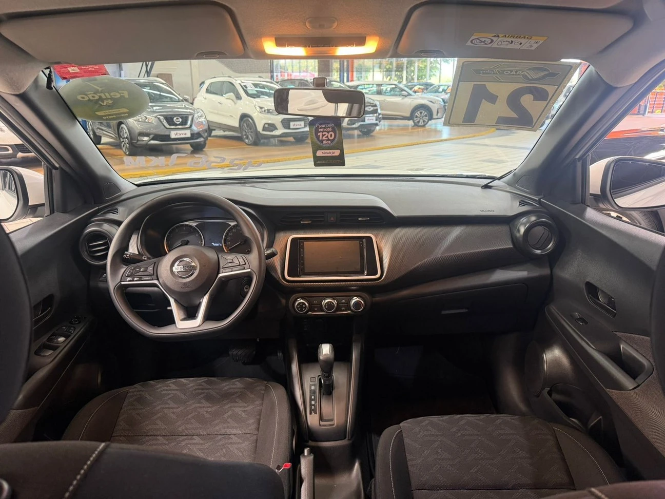 NISSAN KICKS