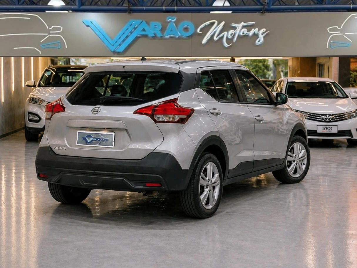 NISSAN KICKS