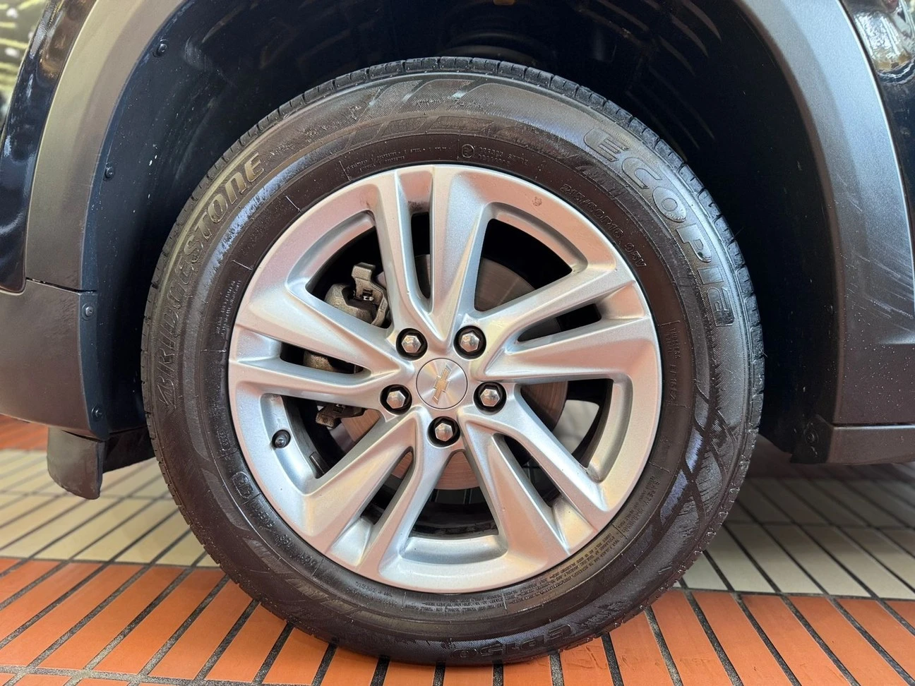 CHEVROLET TRACKER