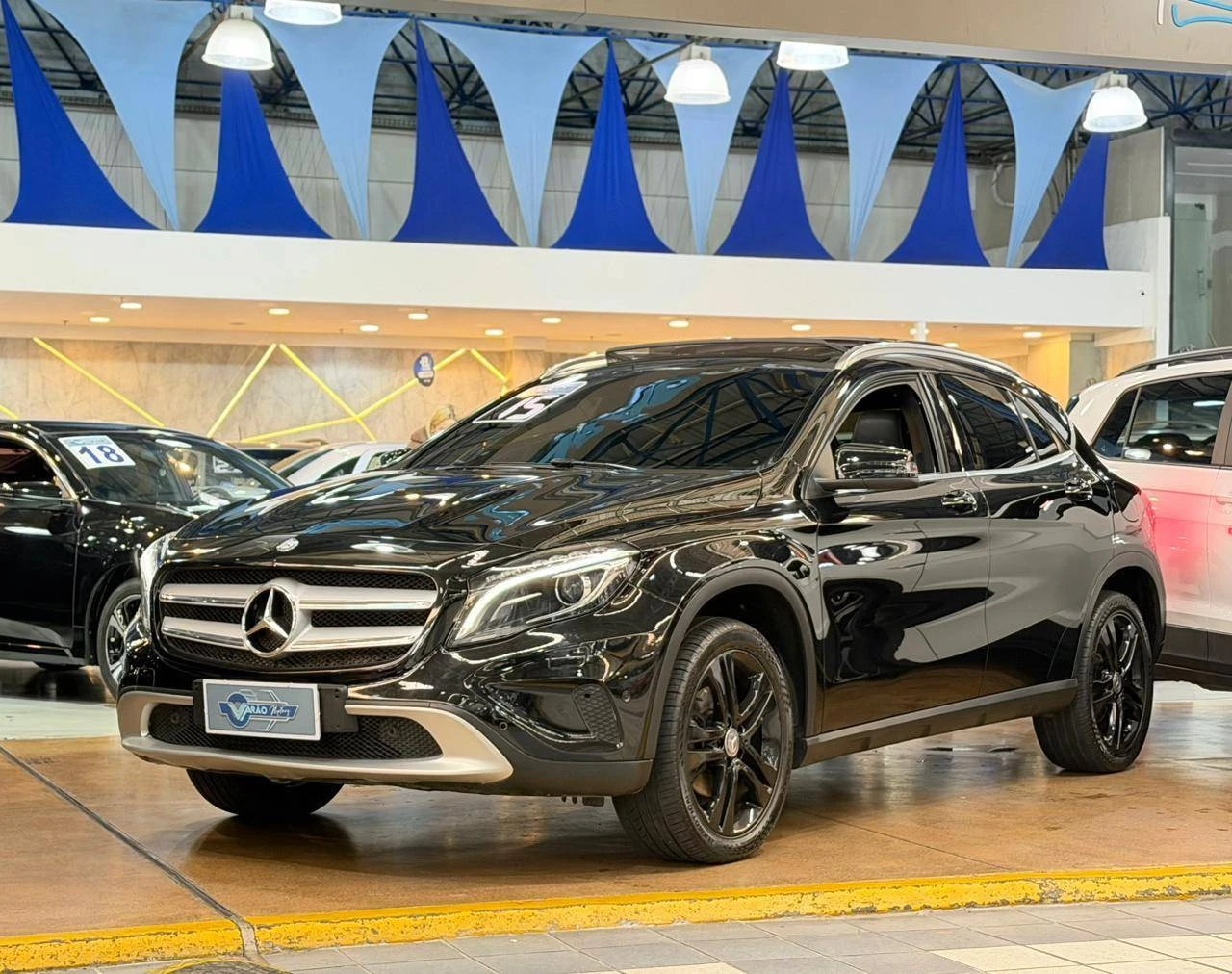 MERCEDES-BENZ GLA 200