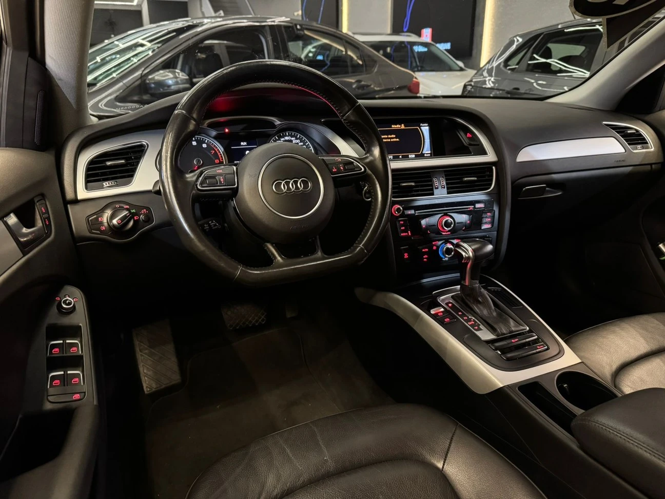 AUDI A4