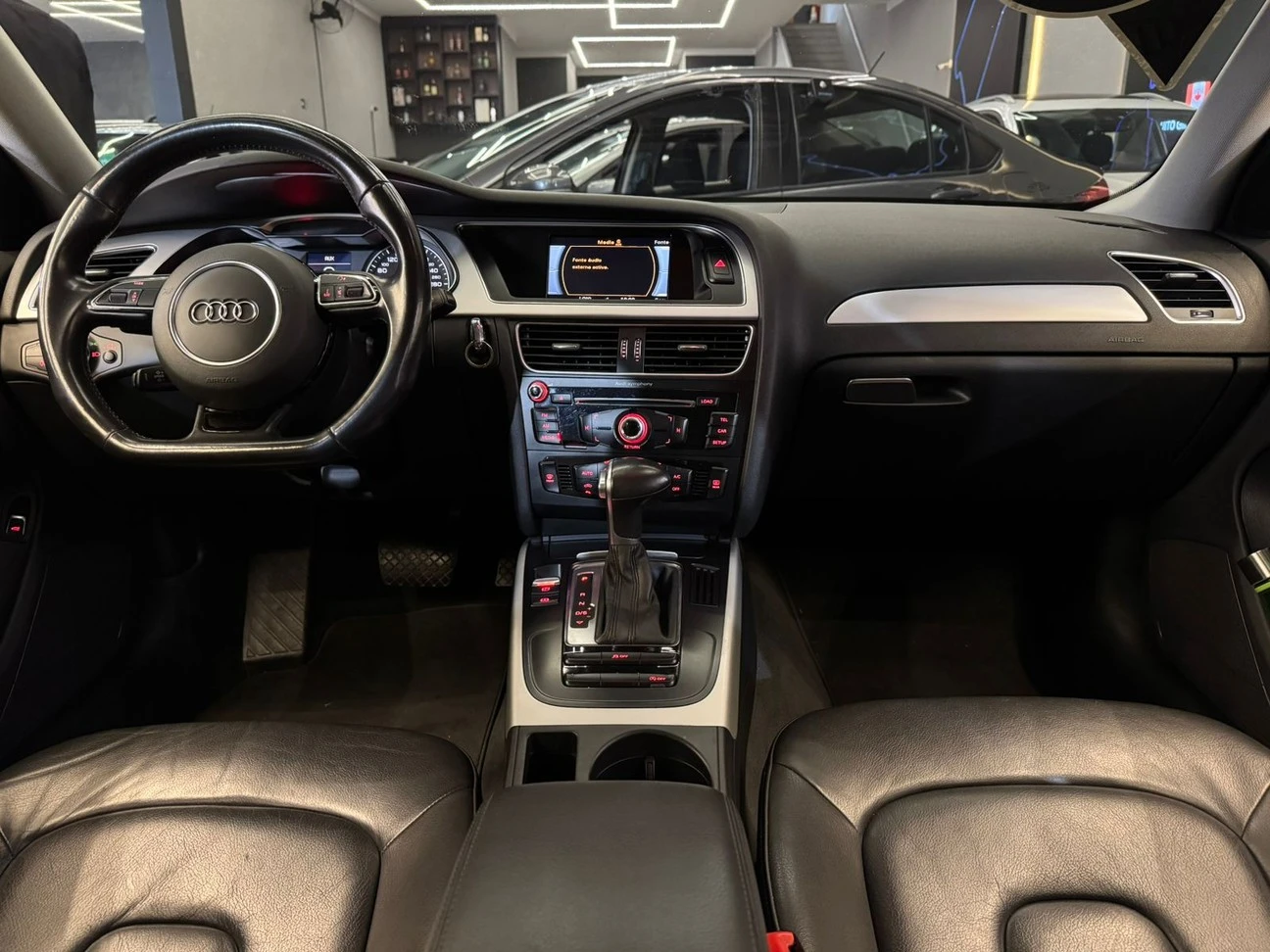 AUDI A4