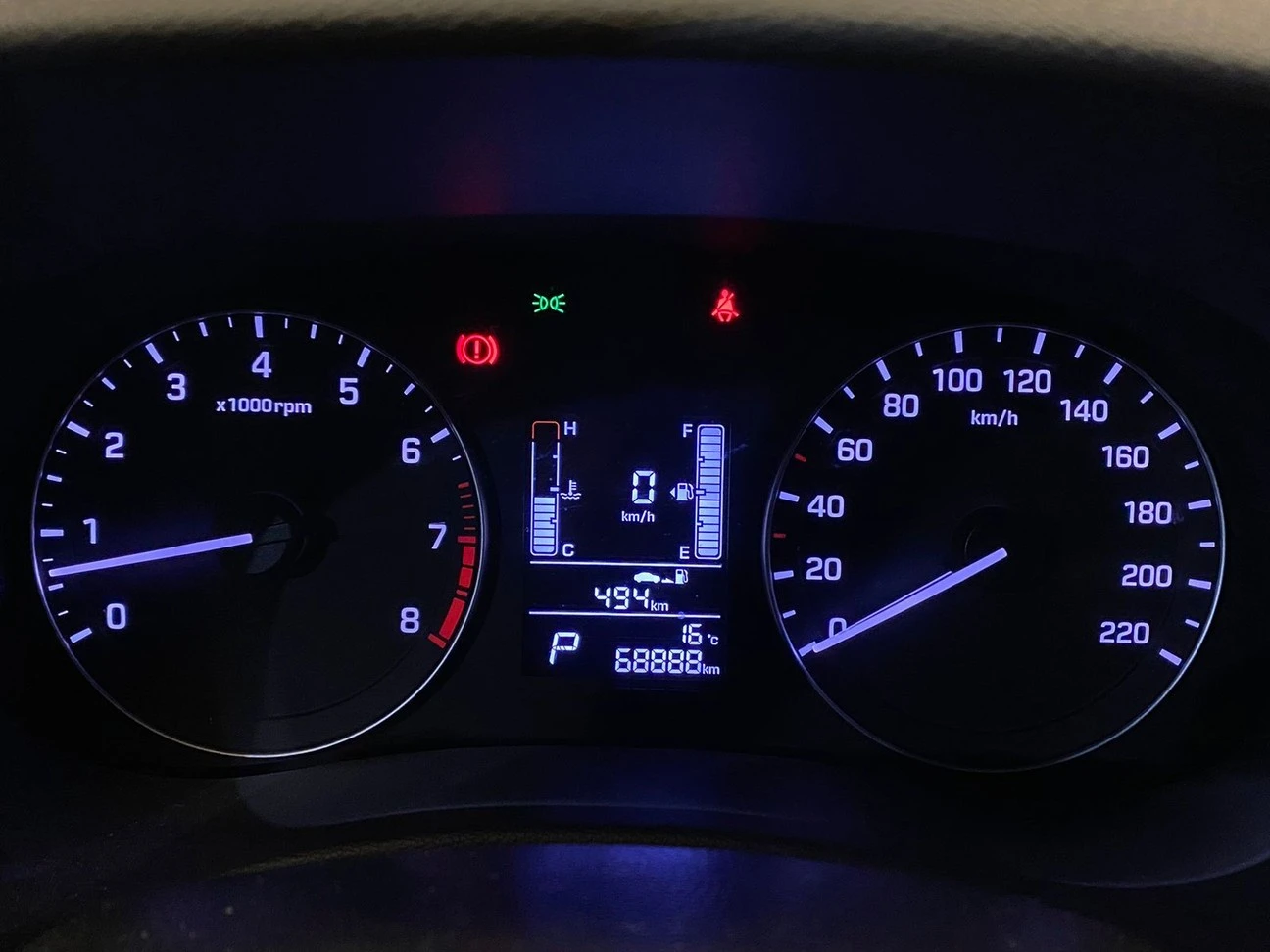 HYUNDAI CRETA
