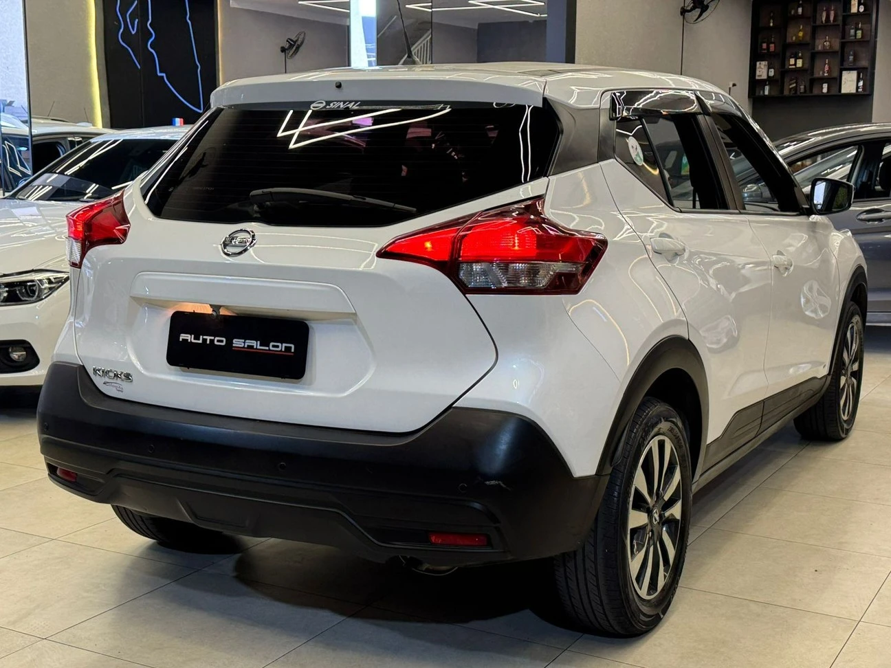 NISSAN KICKS