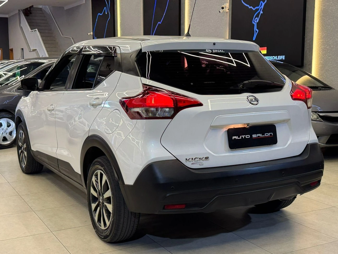 NISSAN KICKS