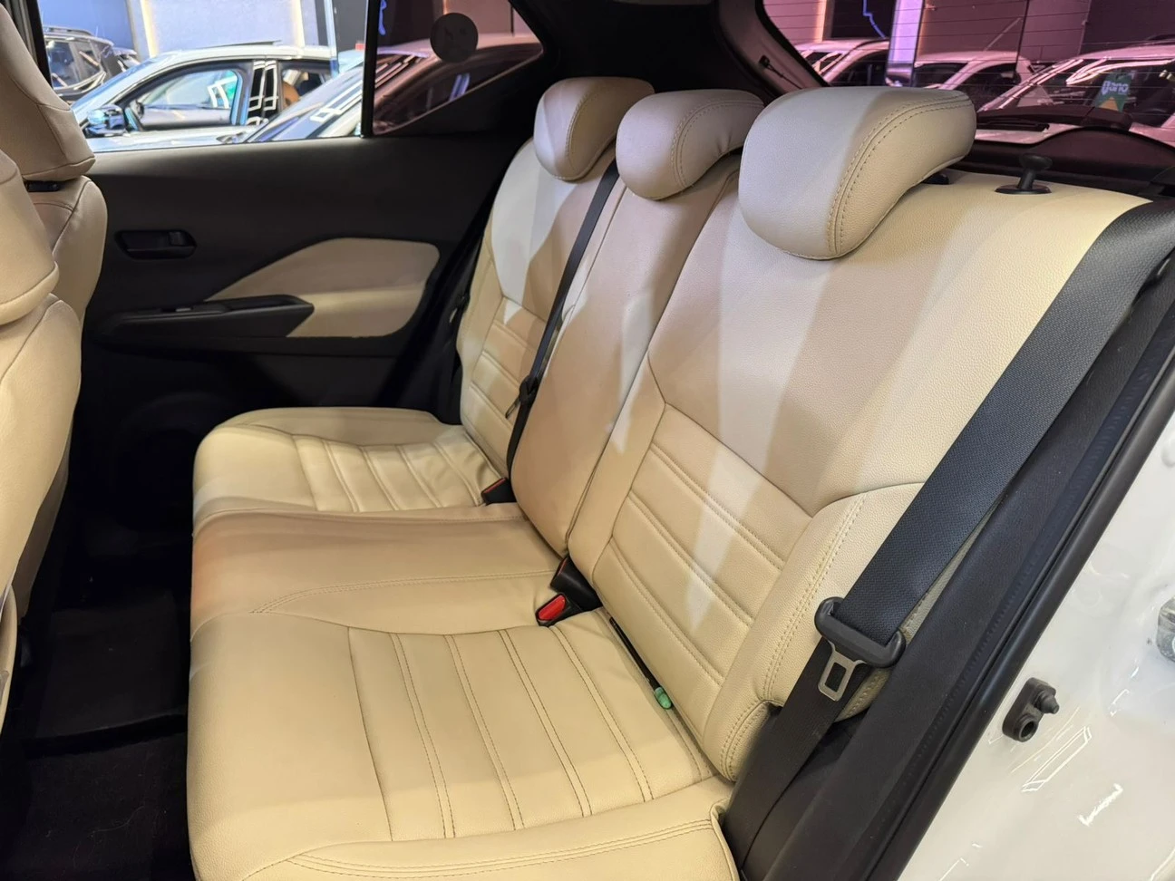 NISSAN KICKS