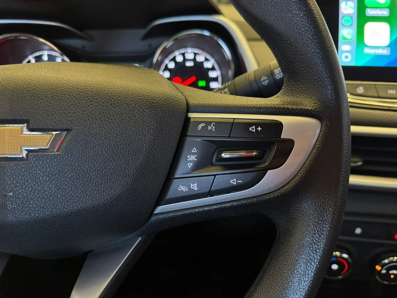 CHEVROLET TRACKER