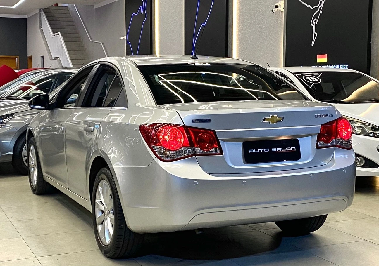 CHEVROLET CRUZE