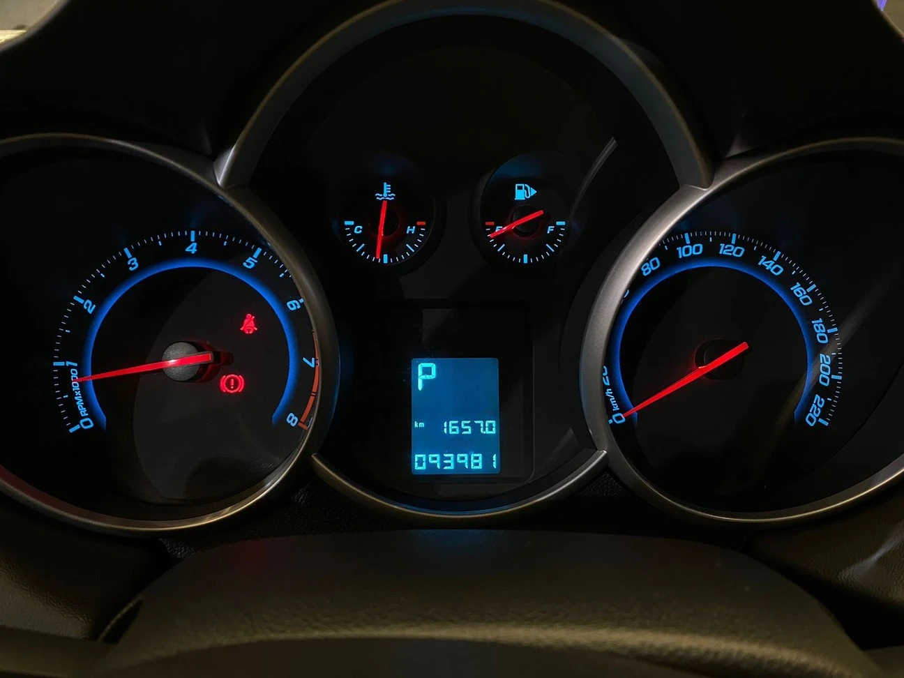 CHEVROLET CRUZE