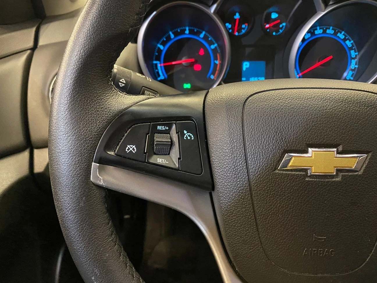 CHEVROLET CRUZE