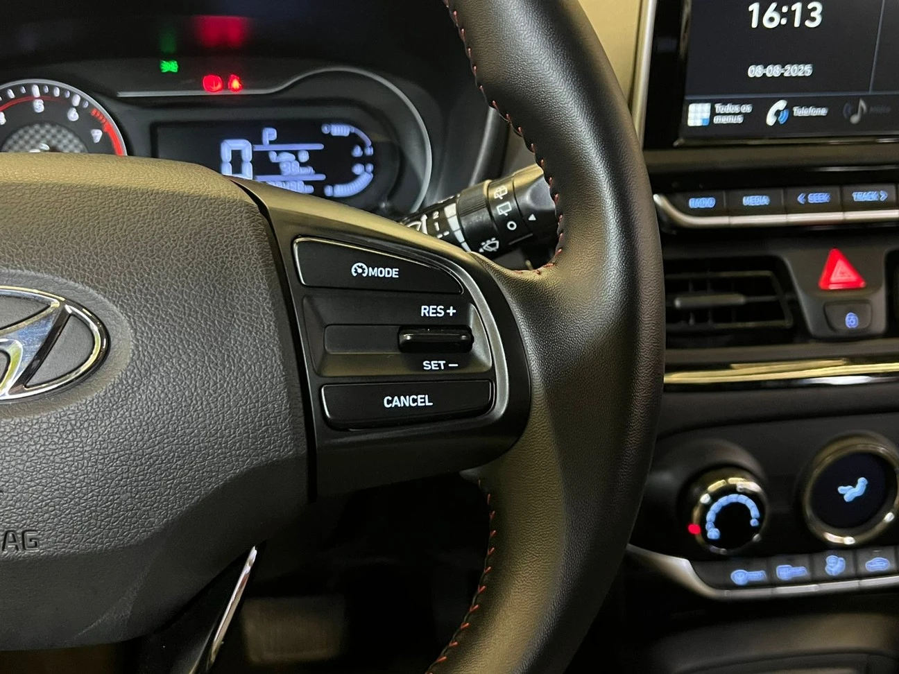 HYUNDAI HB20X