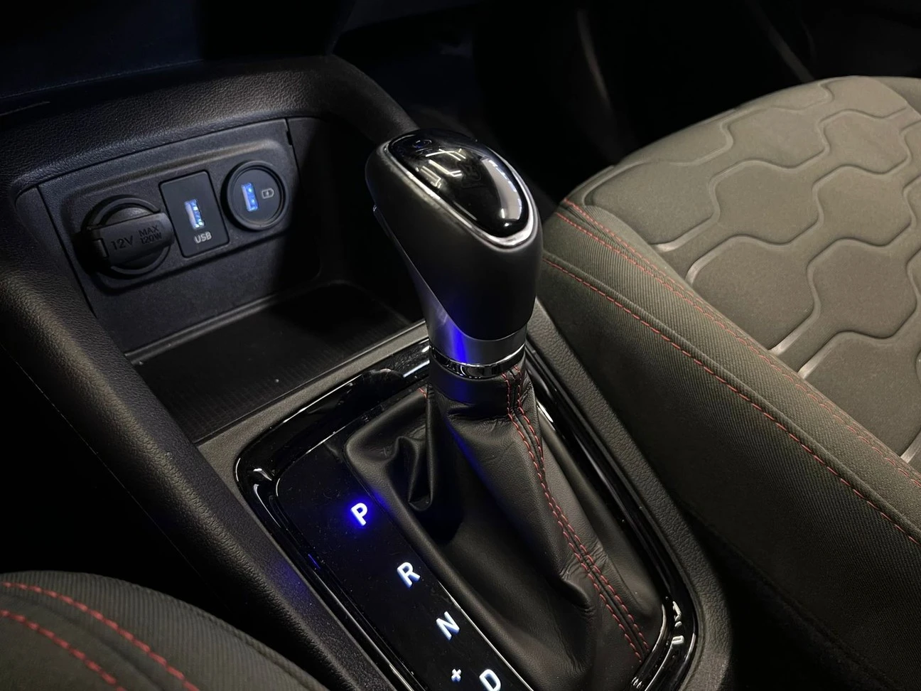 HYUNDAI HB20X