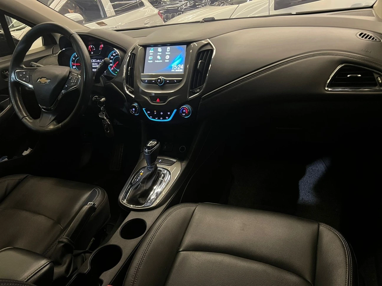 CHEVROLET CRUZE