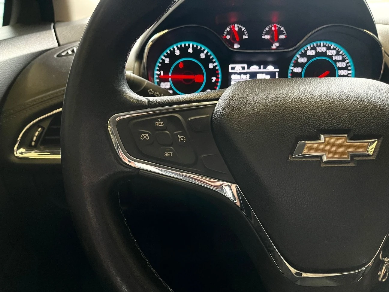 CHEVROLET CRUZE