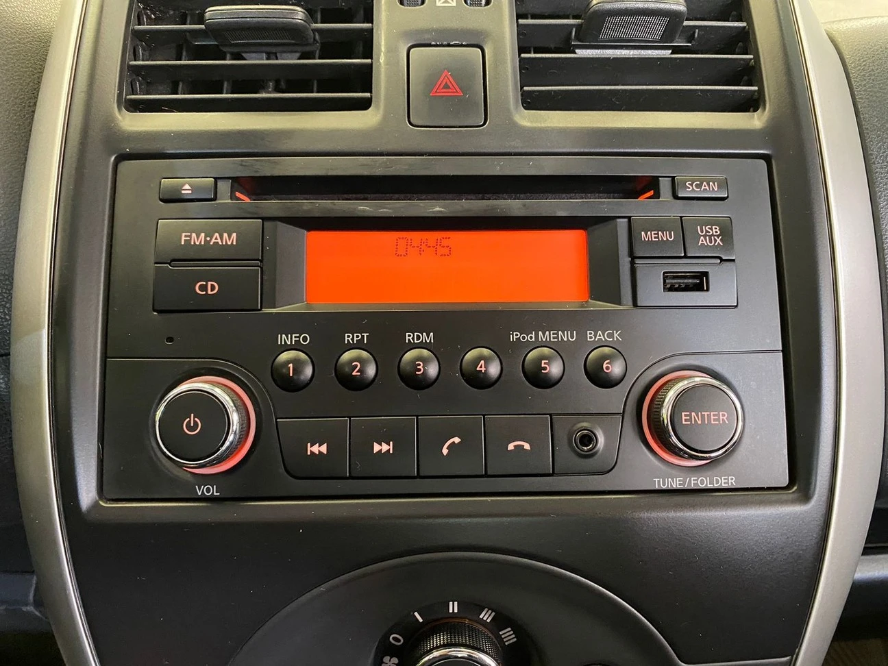 NISSAN VERSA