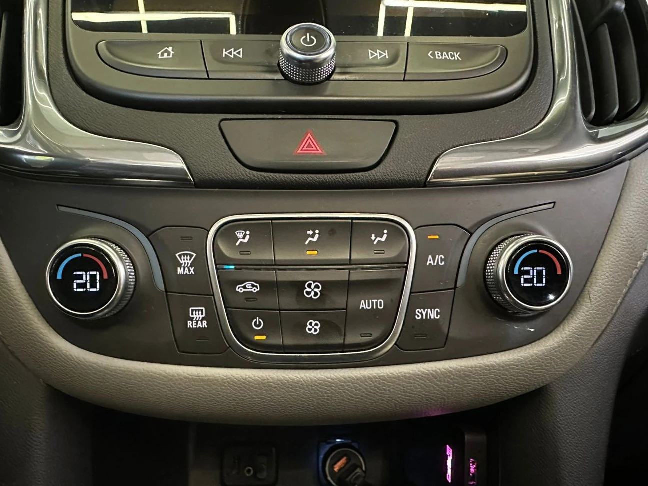 CHEVROLET EQUINOX