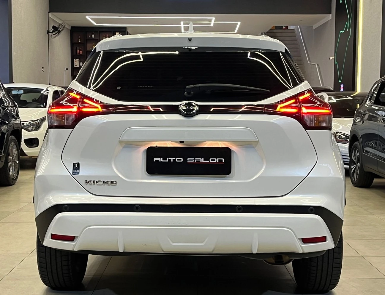 NISSAN KICKS