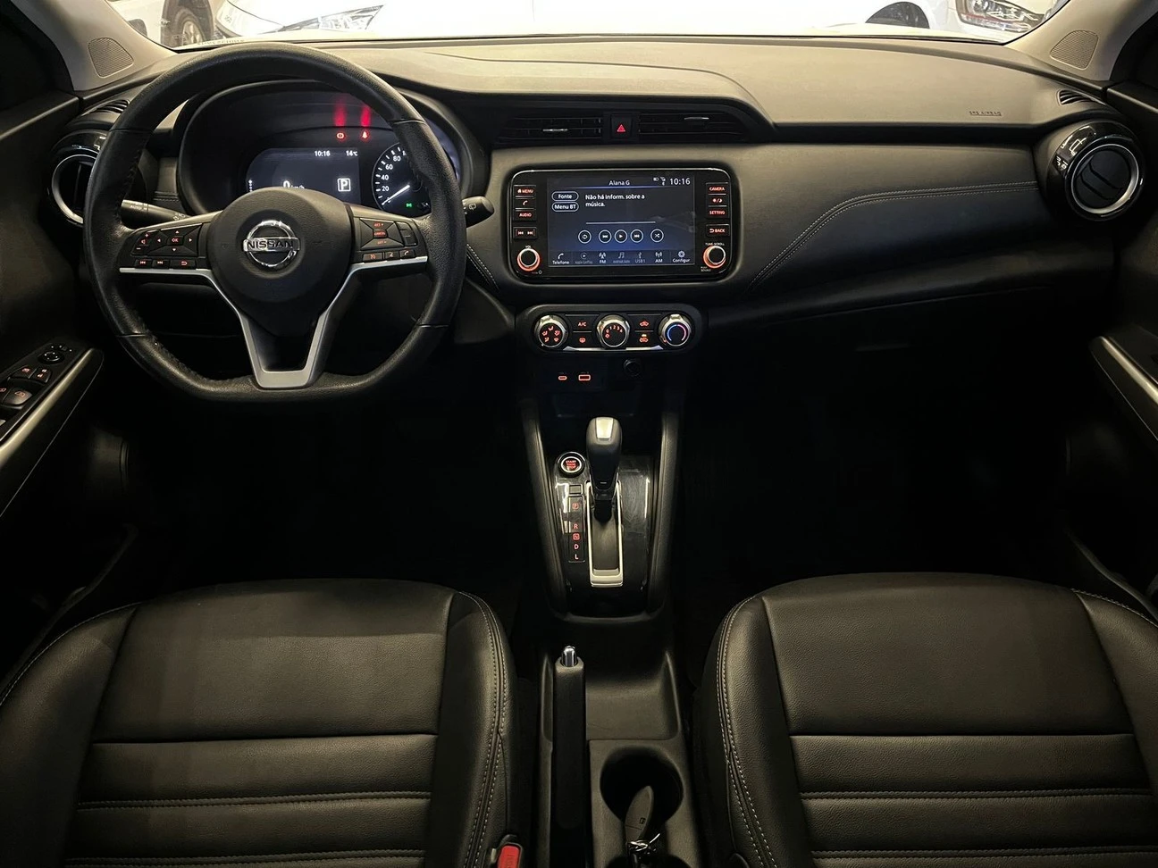 NISSAN KICKS