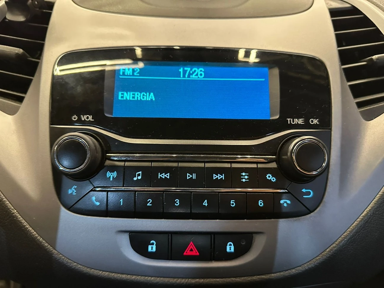 FORD KA