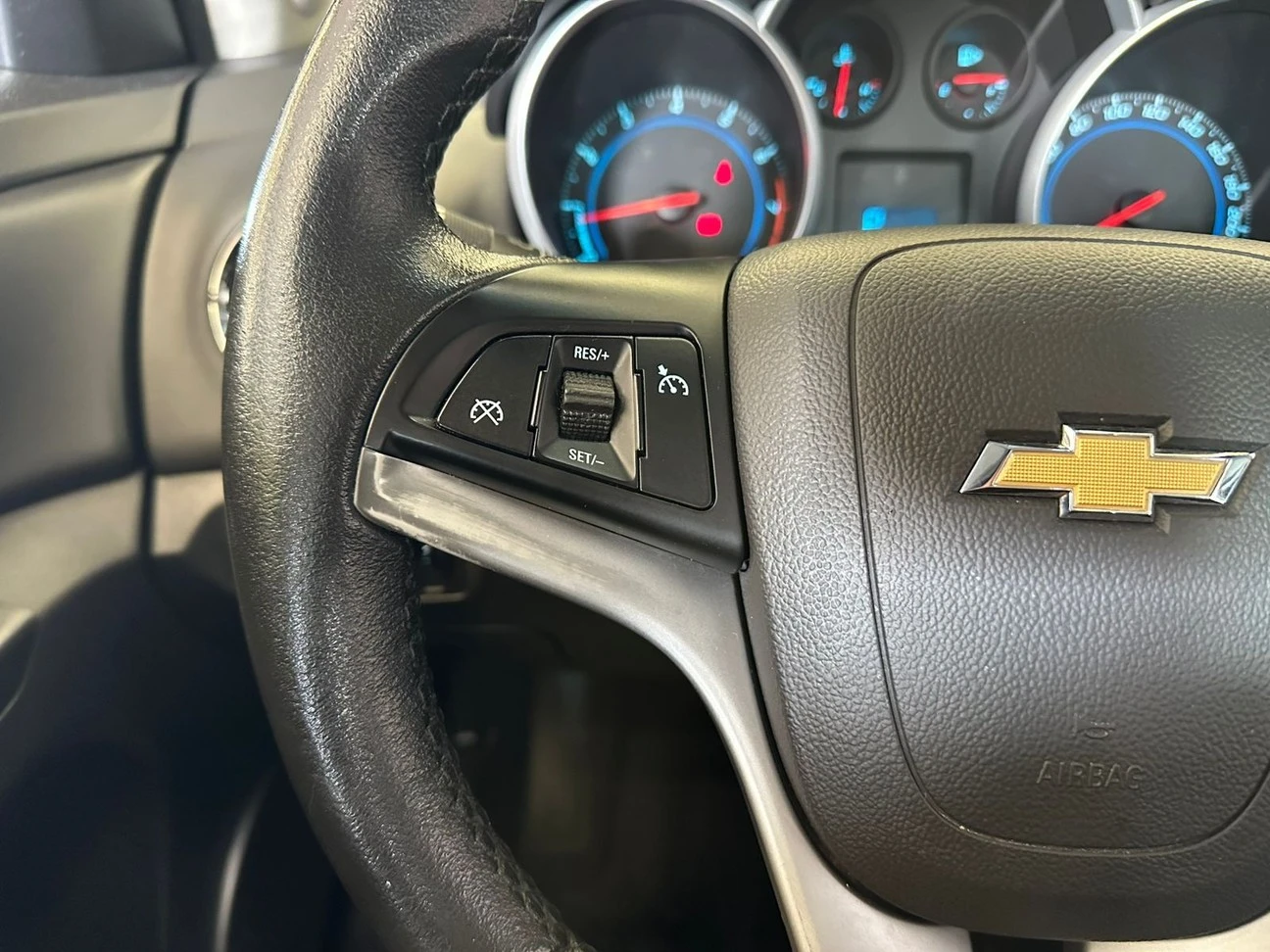 CHEVROLET CRUZE