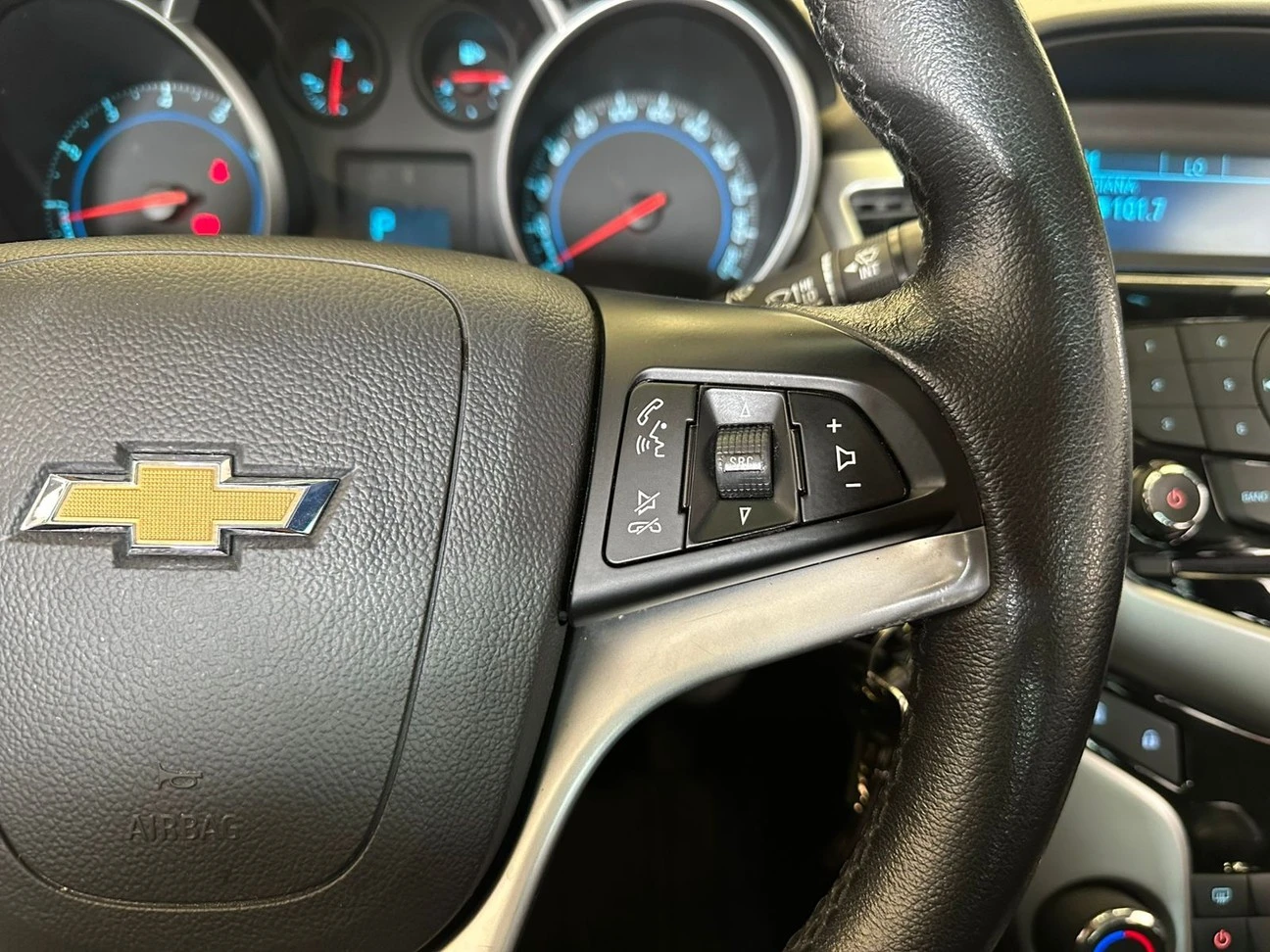 CHEVROLET CRUZE