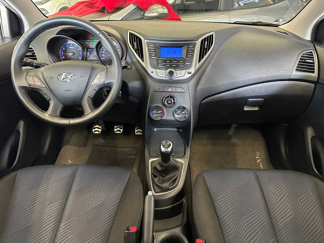 HYUNDAI HB20X