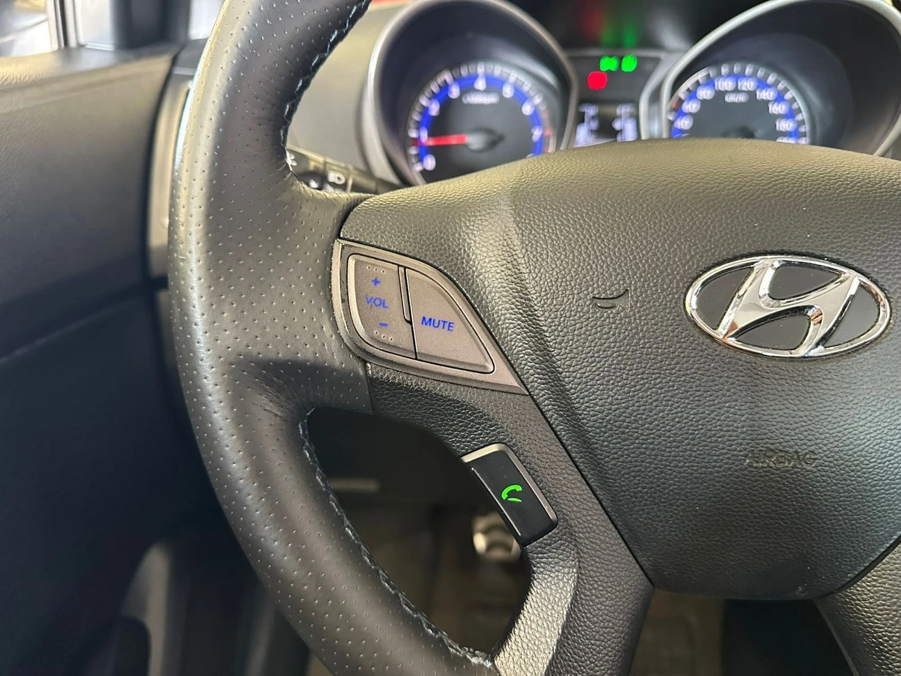 HYUNDAI HB20X