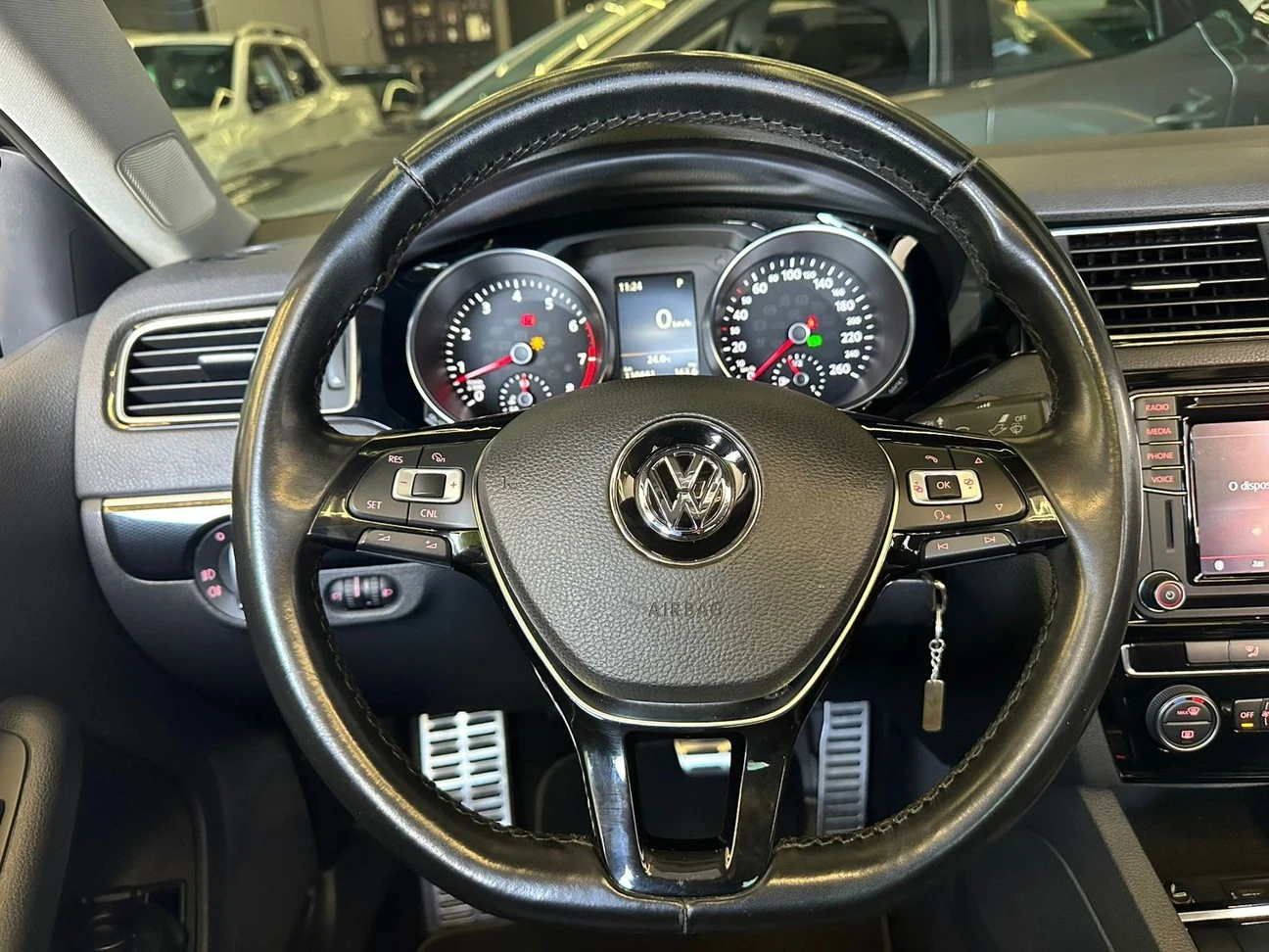 VOLKSWAGEN JETTA