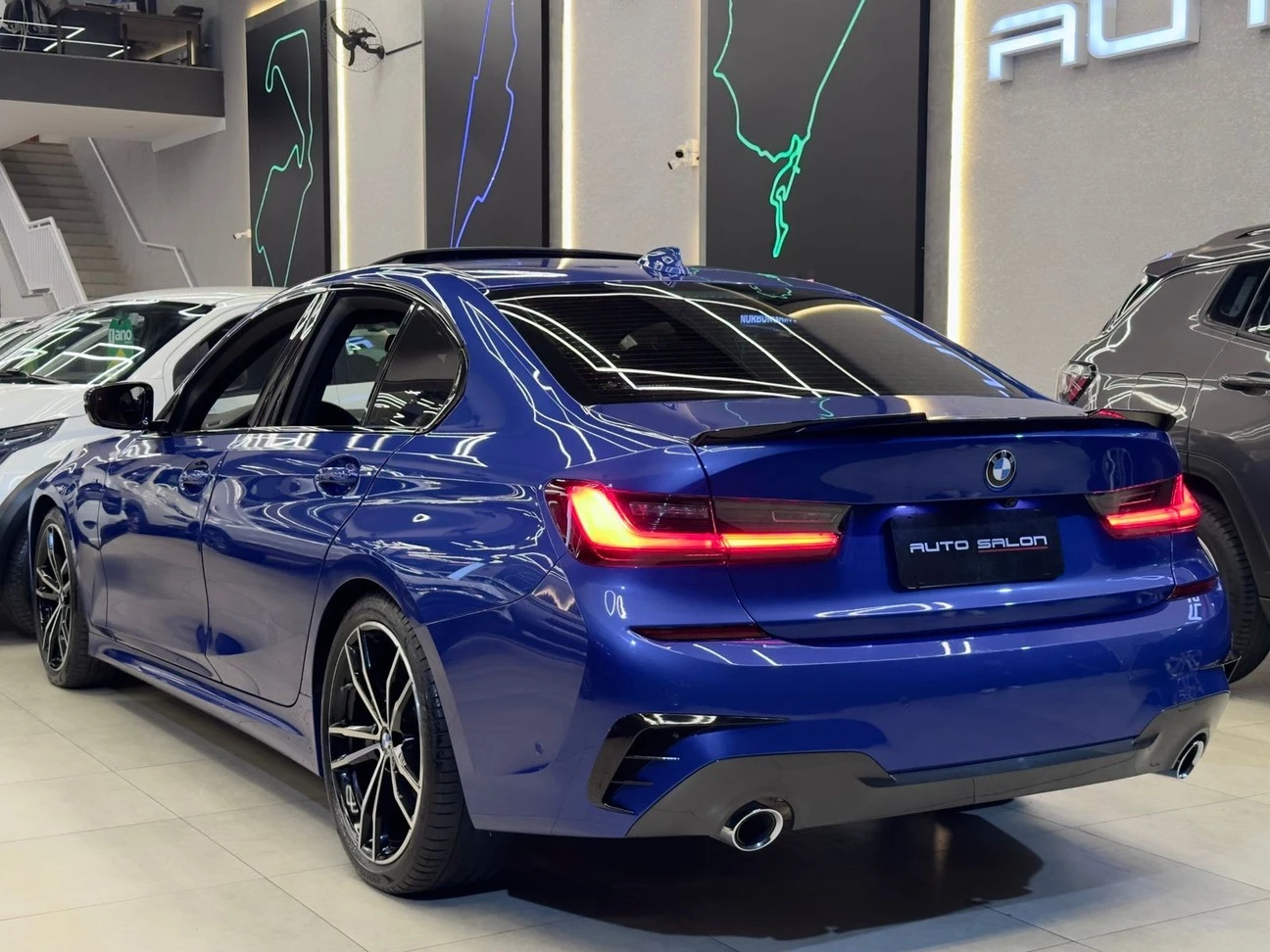 BMW 320I