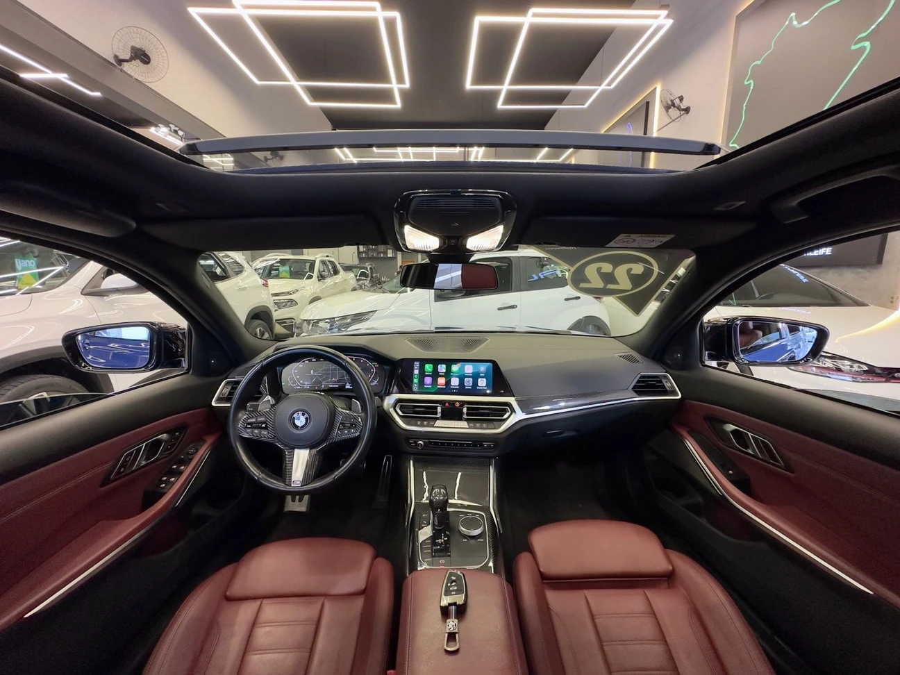 BMW 320I