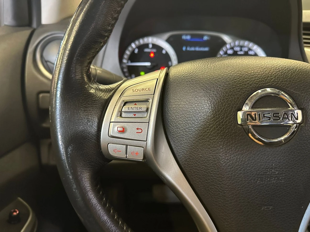 NISSAN FRONTIER