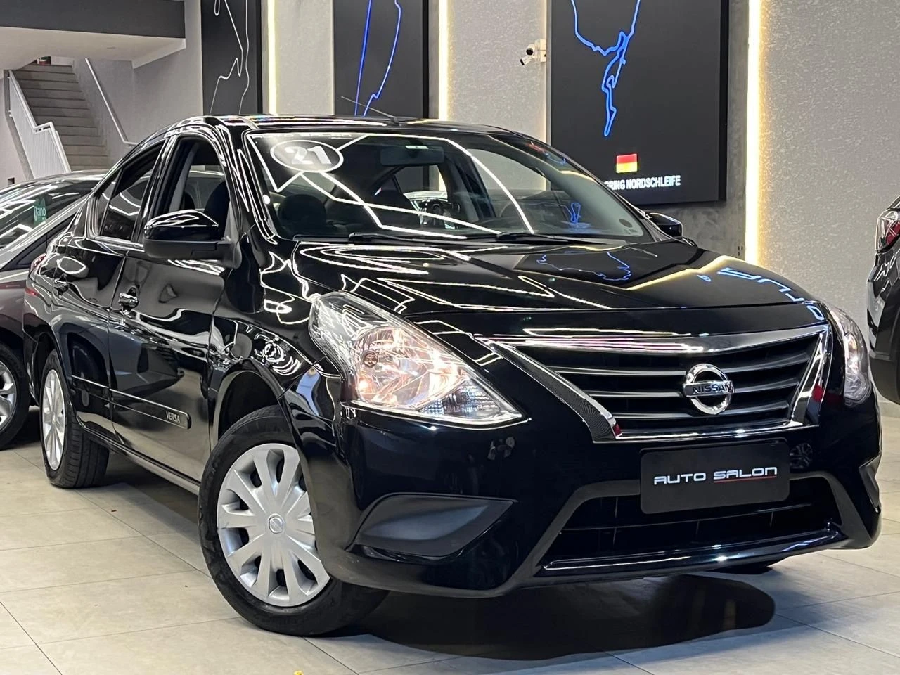 NISSAN VERSA