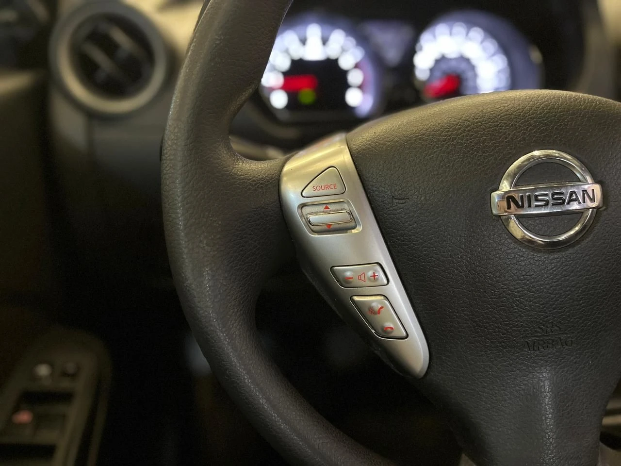 NISSAN VERSA