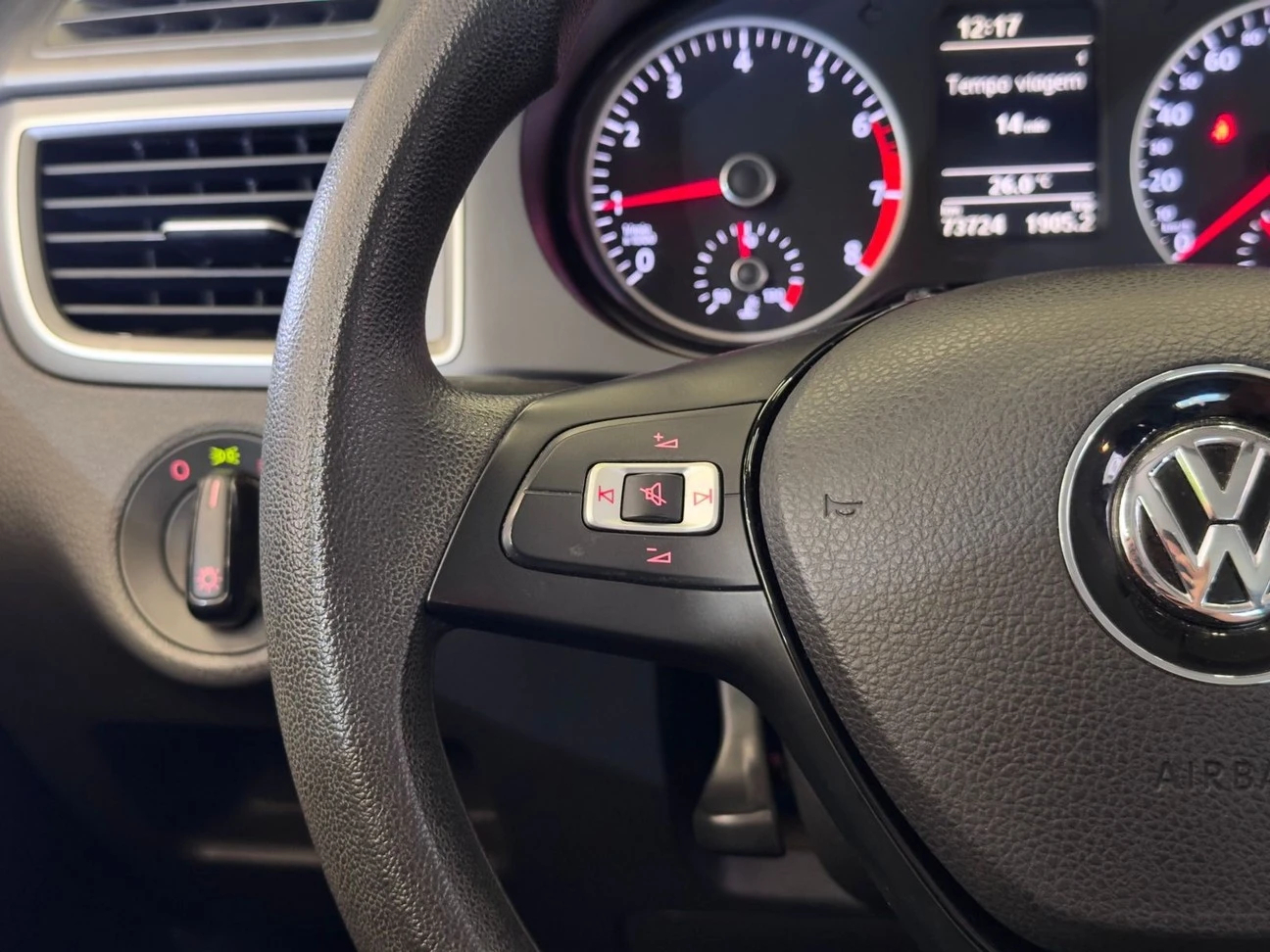 VOLKSWAGEN FOX